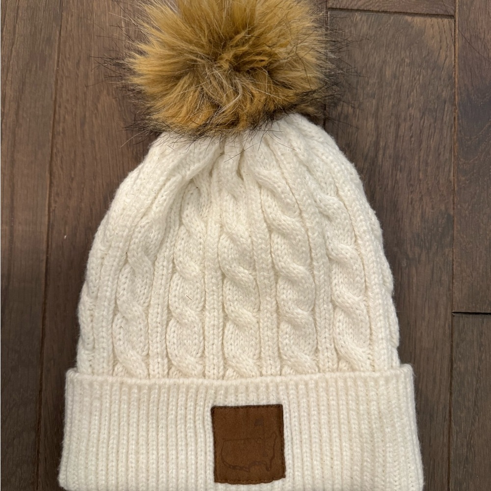 Masters Cream and Brown Cable Knit Hat